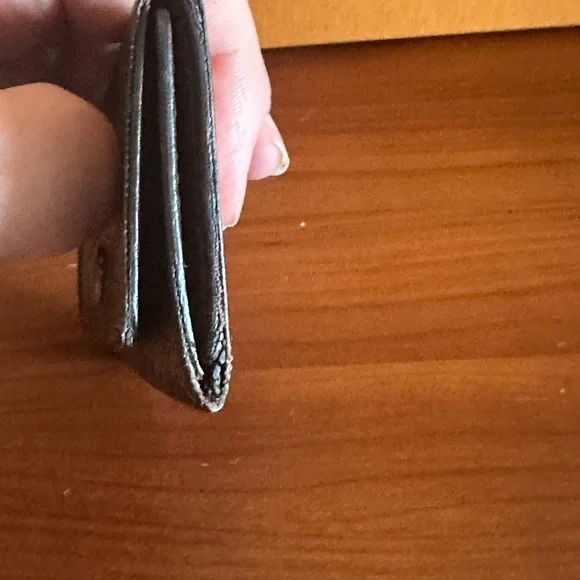 Louis Vuitton Damier Ebene Brown Checkered Key Holder Men or Women - Picture 12 of 16